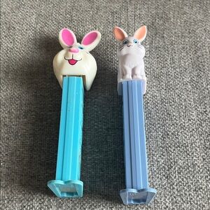 Charming Bunny Candy Dispensers - Cream and Blue